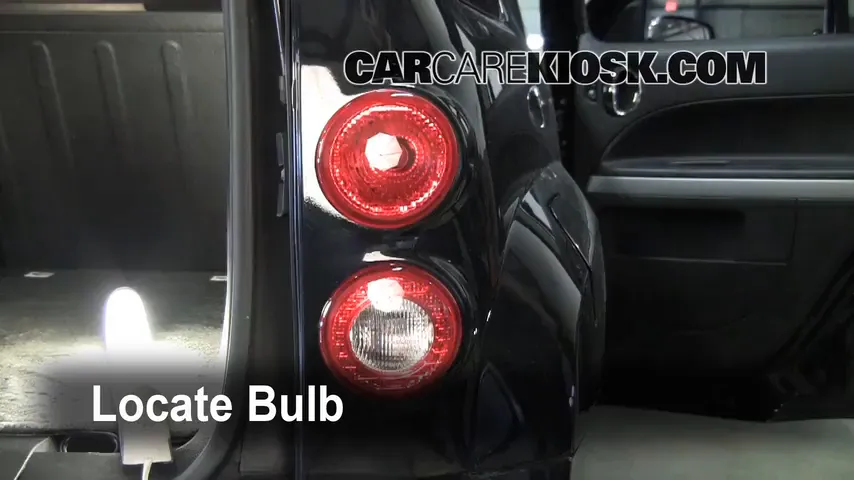 2007 Chevrolet HHR LT 2.2L 4 Cyl. Lights Reverse Light (replace bulb)